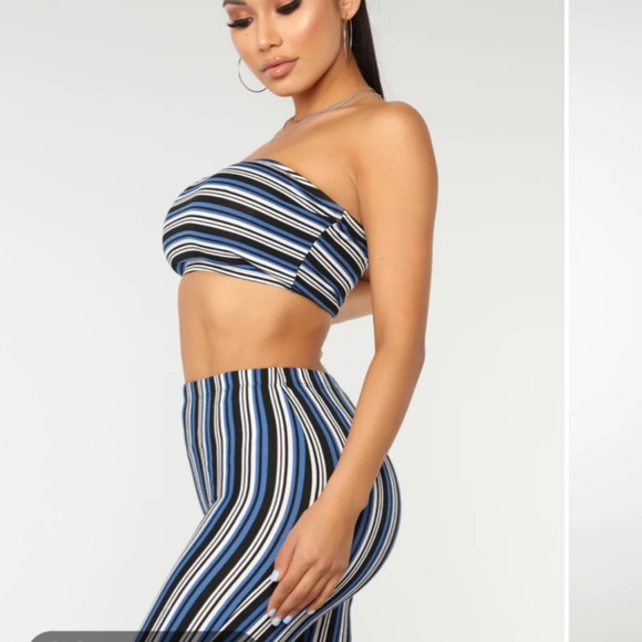 Fashion Nova outfit 🖤💙 - Picture 6 of 7